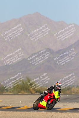 media/Dec-09-2023-SoCal Trackdays (Sat) [[76a8ac2686]]/Turn 4 Set 1 (1120am)/